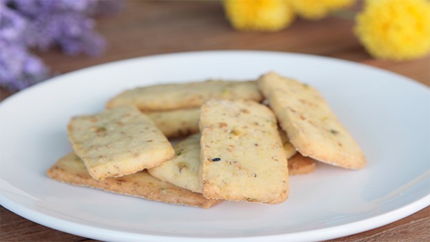 pistachio butter biscuit