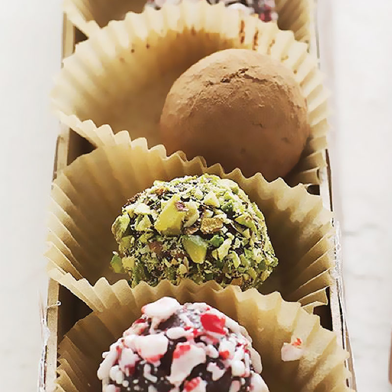 Holiday Recipes - Holiday Amaretto Truffles